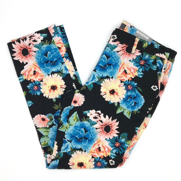Suzy Shier NWT Black Blue Floral Pants 9 - Picture 1 of 3